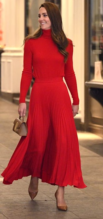 kate middleton red skirt
