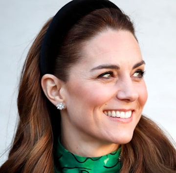 princess kate wearing floral diamond stud earrings