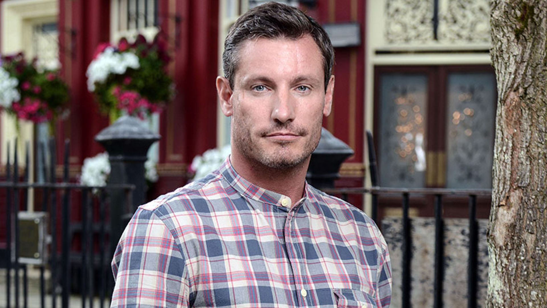 Eastenders Dean Gaffney Talks Robbie S Return Hello