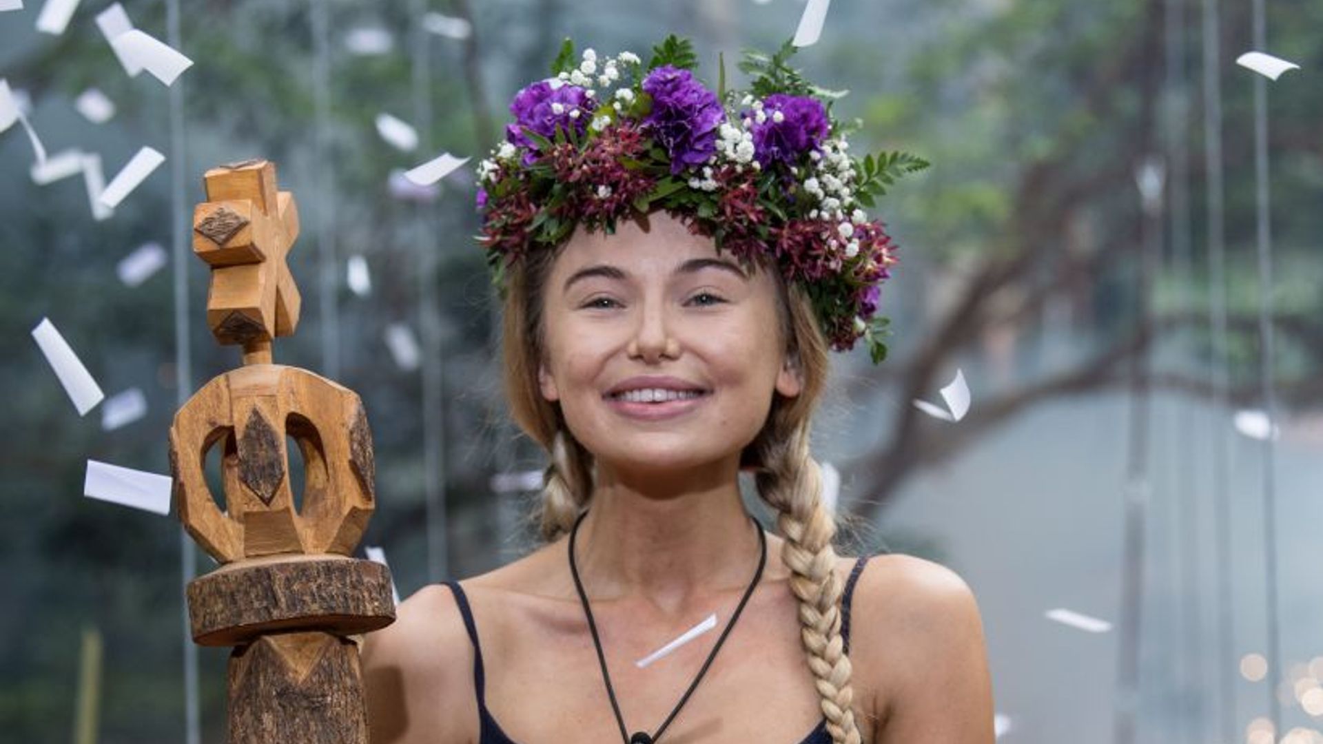 Im A Celebrity Winner 2017 Georgia Toff Toffolo Crowned Queen Of The Jungle Hello