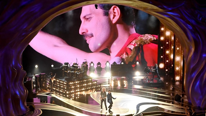 adam-lambert-queen