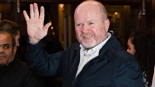 EastEnders star Steve McFadden looks unrecognisable during holiday with co-stars