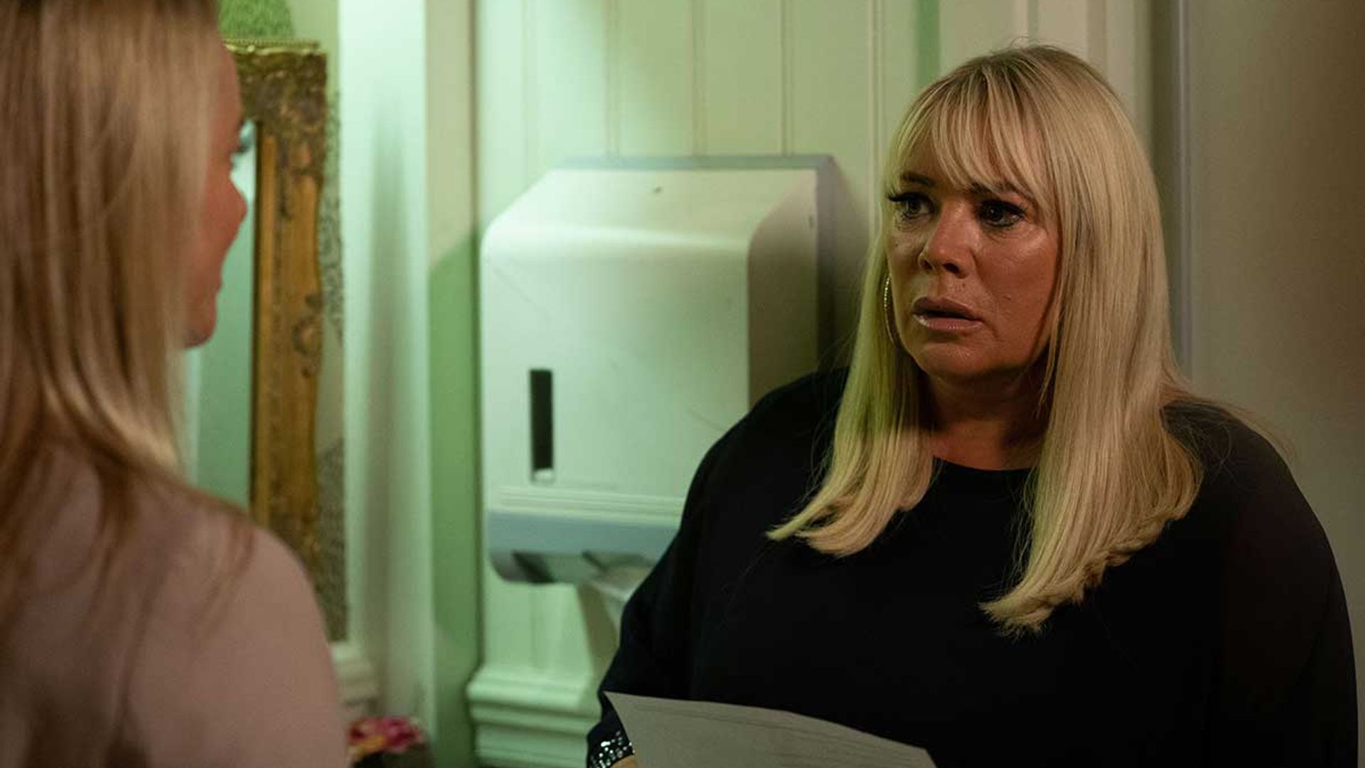 Eastenders Spoilers Sharon Finds Herself In A Vulnerable Situation Hello 