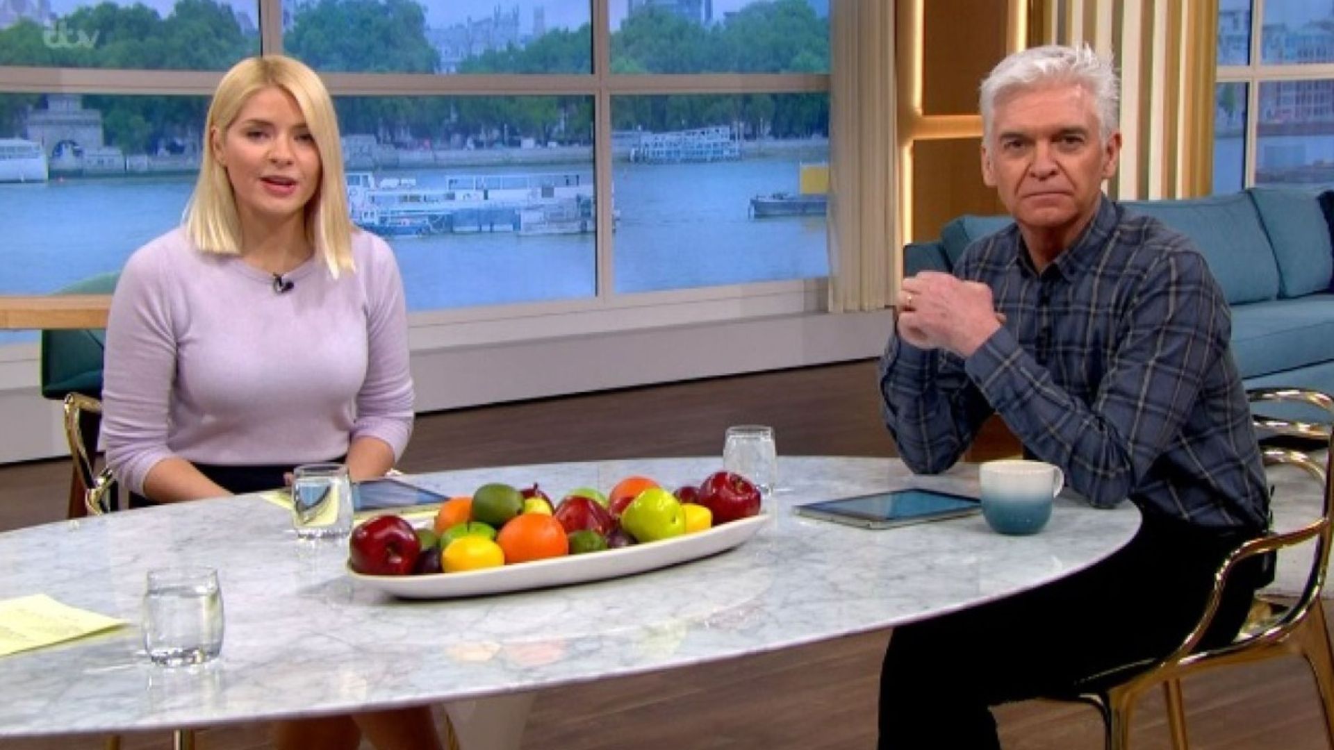 Holly Willoughby Explains Why She Has Taken Off Wedding Ring Hello