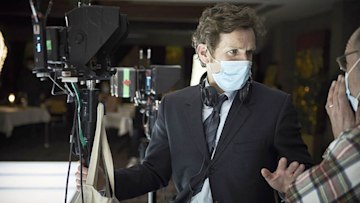 Endeavour behind the scenes