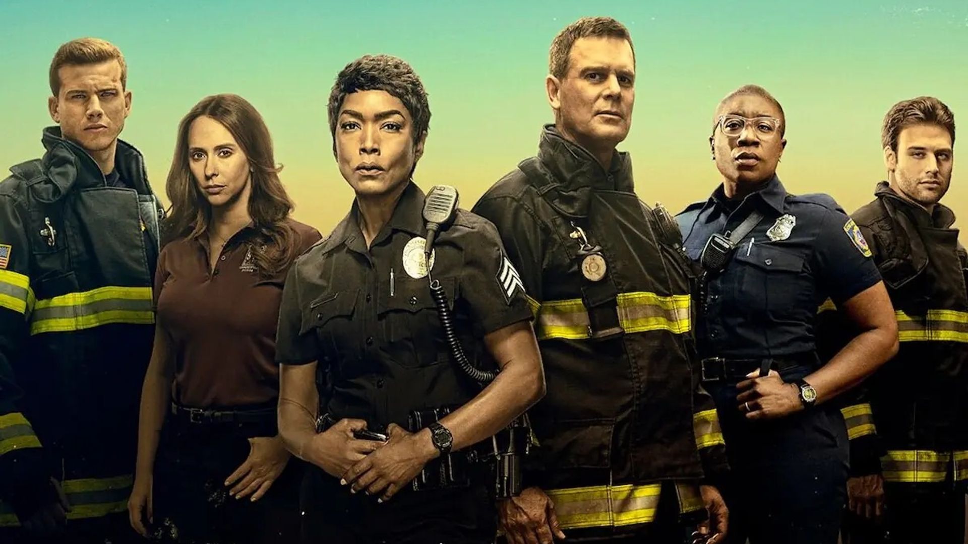 911 teases season five with fun behind the scenes flashback
