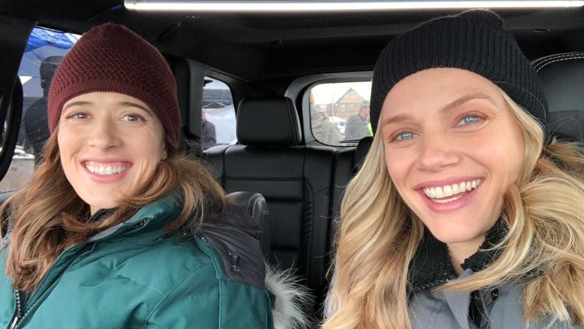 Chicago Pd Star Tracy Spiridakos Teases More Upton And Burgess 