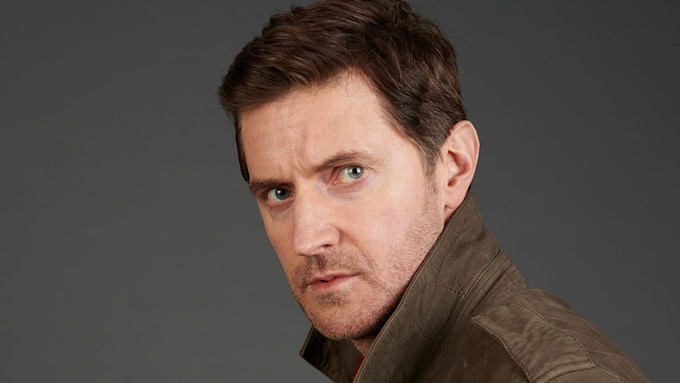 Richard Armitage shocks fans with transformation for new Netflix drama Stay Close