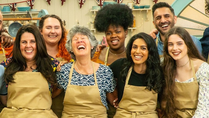 Great British Bake Off latest departure pens sweet tribute to fellow bakers
