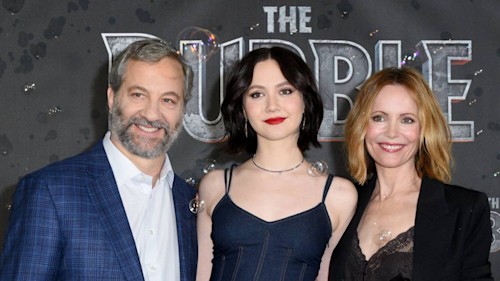 Iris Apatow details the struggles of working with parents Leslie Mann and Judd Apatow on new movie The Bubble