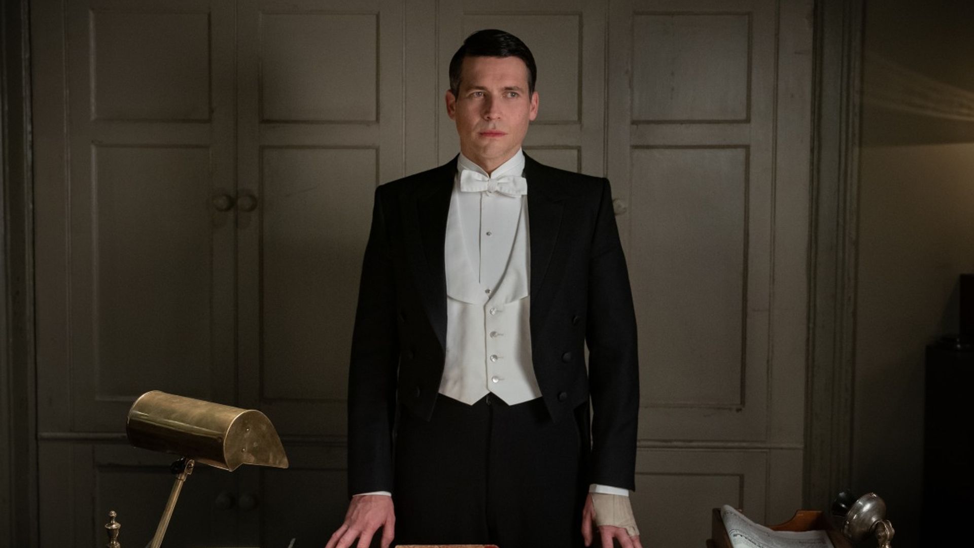 Downton Abbey star Robert JamesCollier teases Thomas' ending in sequel