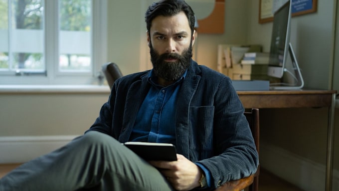 Itvs The Suspect Viewers Make The Same Complaint About New Aidan Turner Drama Hello 9536