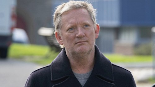 Shetland's Douglas Henshall praised by fans after hitting back at troll