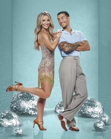 helen-skelton-partner-gorka