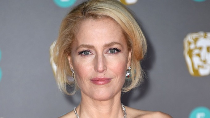 Gillian Anderson breaks silence on starring in new Prince Andrew ...