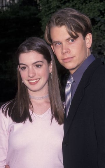 Anne Hathaway and Eric Christian Olsen in 1999