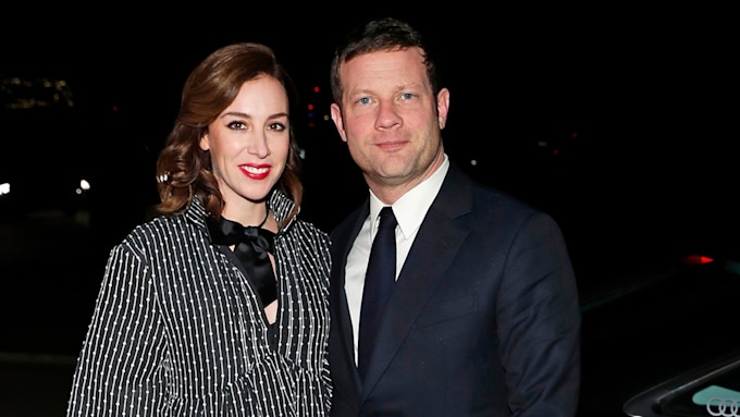 Dermot O'leary's Pregnant Wife Shows Off Baby Bump As She Takes Charge 