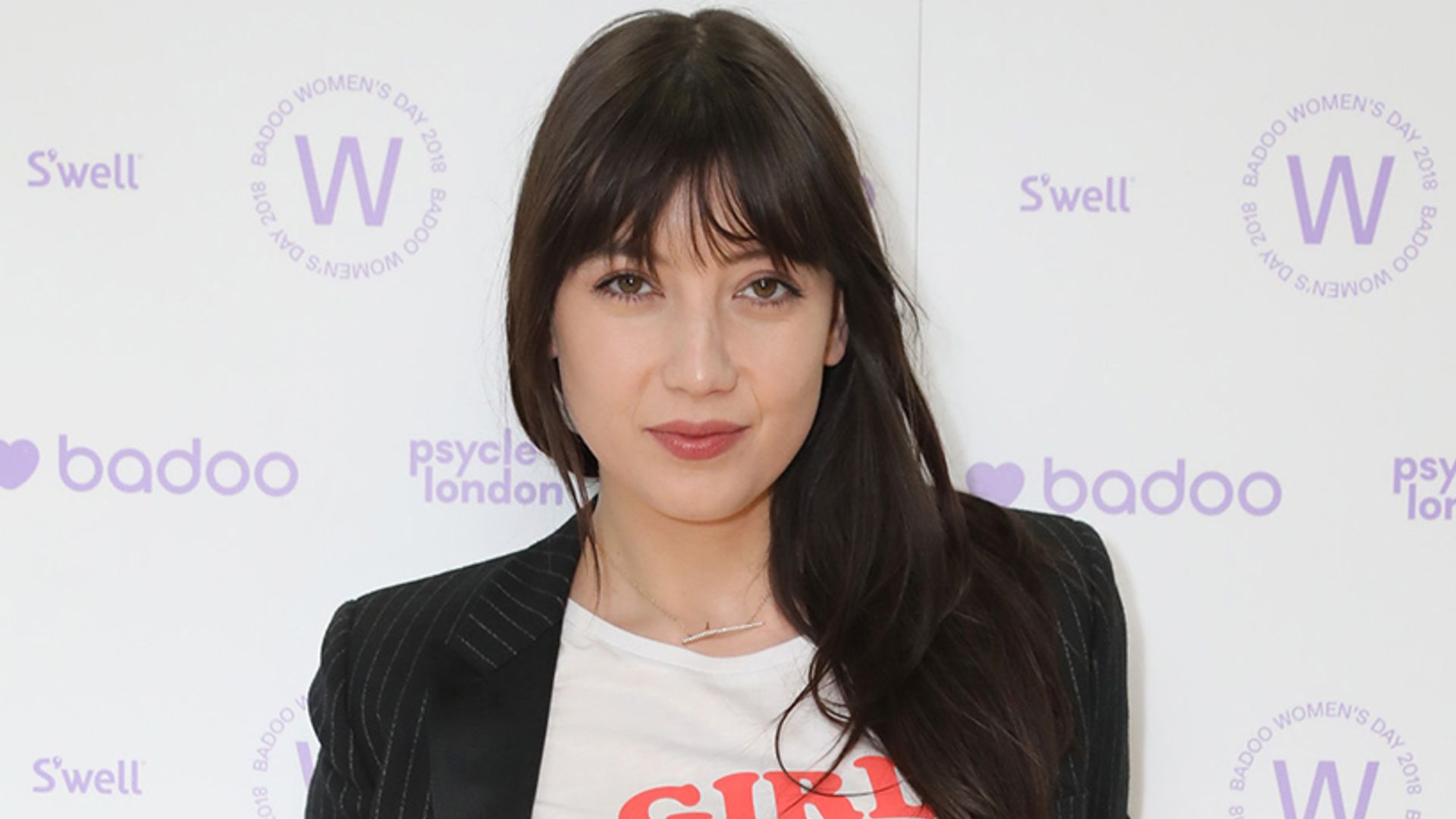 Daisy Lowe Goes For The Chop See The Models Stunning Hair Transformation Hello