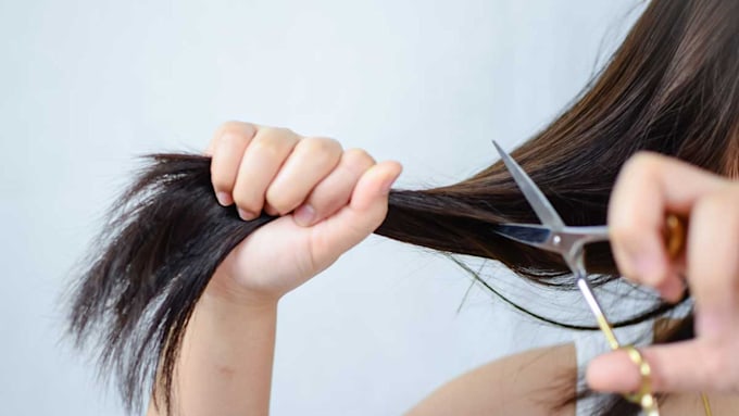 How to cut your own hair at home during lockdown: Experts share top tips |  HELLO!