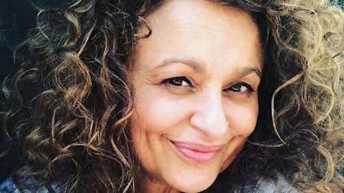 We're seriously impressed with Nadia Sawalha's simple curly hair hack