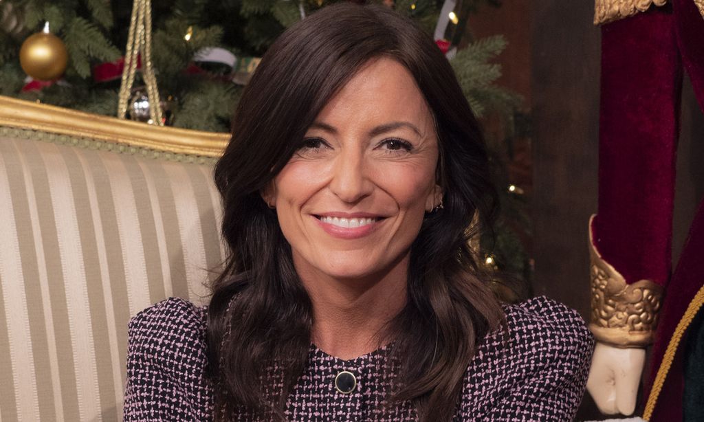 Tracee Ellis Ross brings back the 80s in extravagant dress at