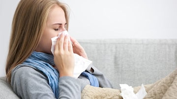 woman-in-bed-flu