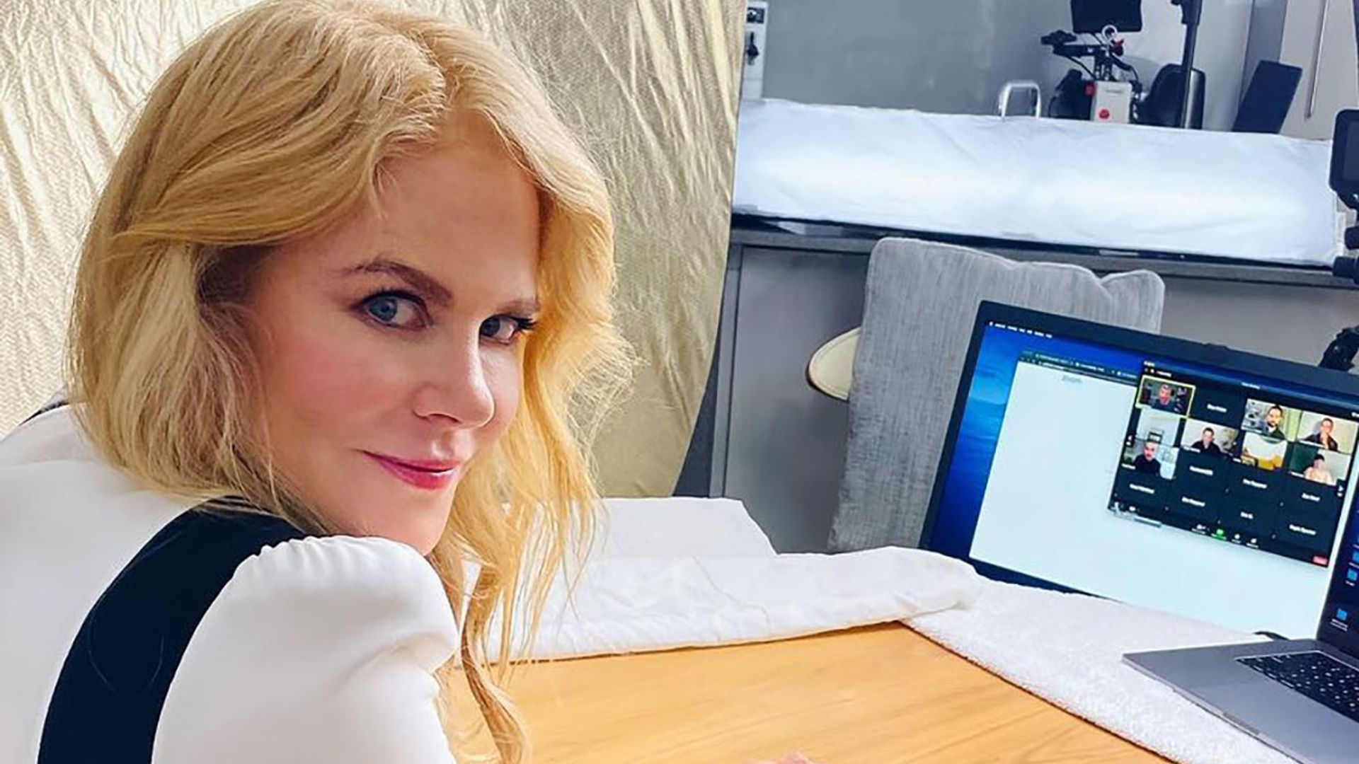 Nicole Kidman Shocks Fans By Showcasing Her Toned Stomach In Age ...