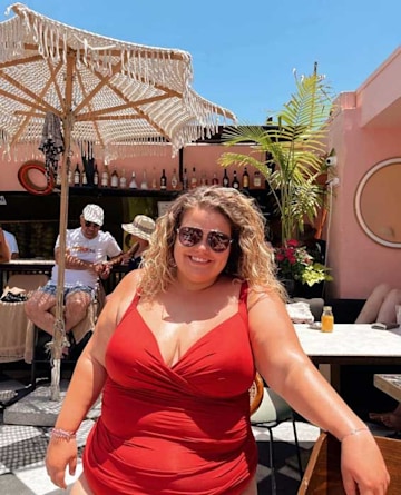amy-tapper-swimsuit