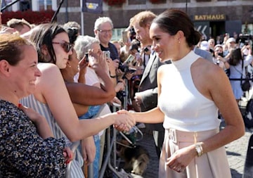 meghan markle arms