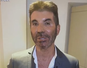 Simon cowell close up on face