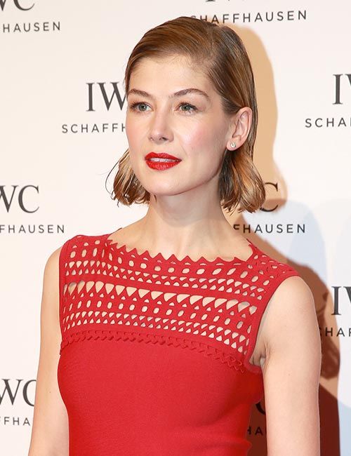 Rosamund Pike's best beauty moments | HELLO!