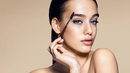 8 make-up artist tricks for bigger, brighter looking eyes