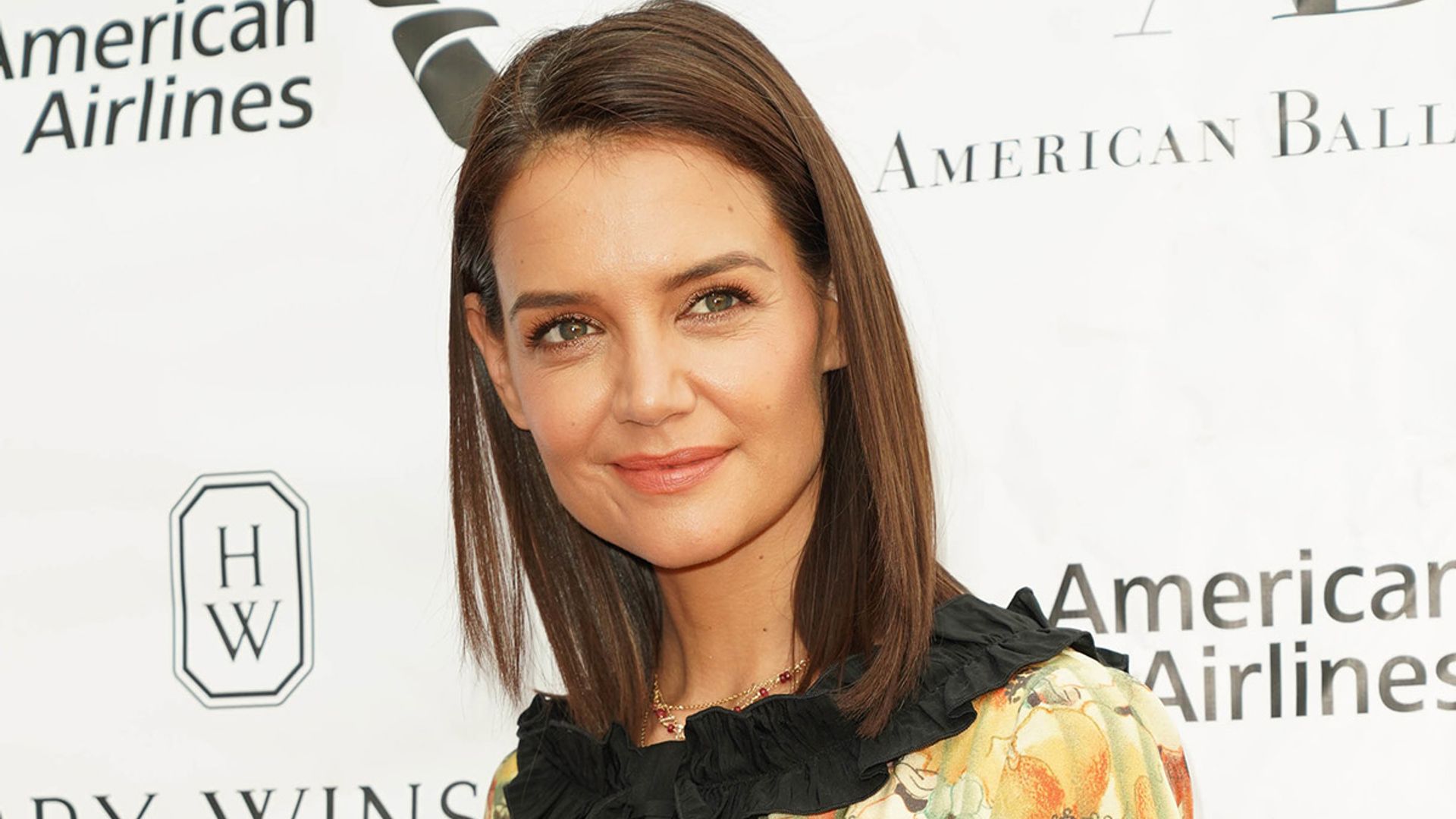 Katie Holmes' Instagram followers love her new coral lip colour which ...