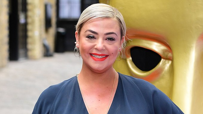 Ant Mcpartlins Ex Wife Lisa Armstrong Stuns Fans With Flawless Makeup Hello