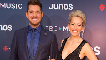 Luisana Lopilato confirms third pregnancy by showing off bump at awards