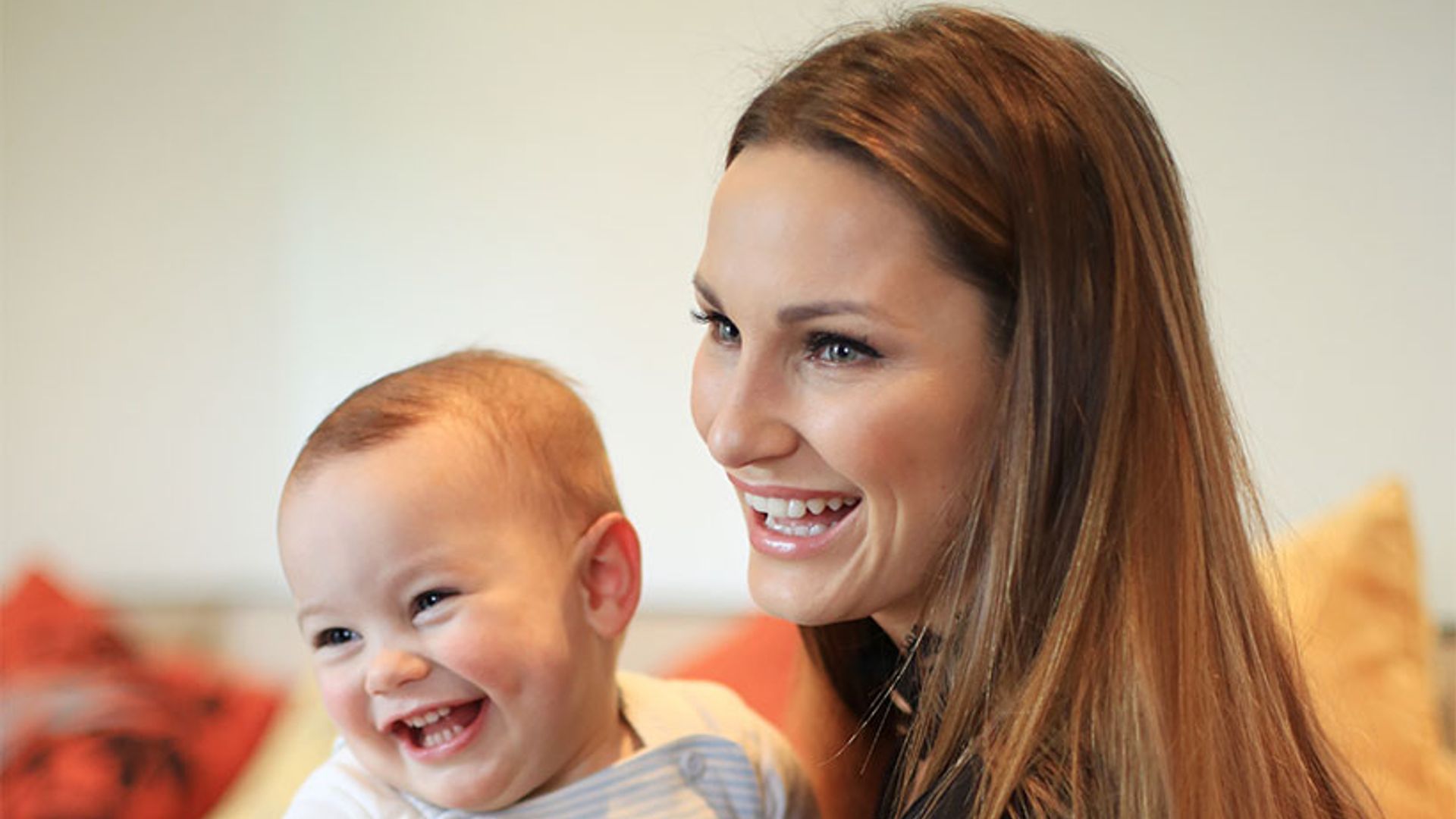 Sam Faiers just shared the cutest photo of baby Paul and it will make ...