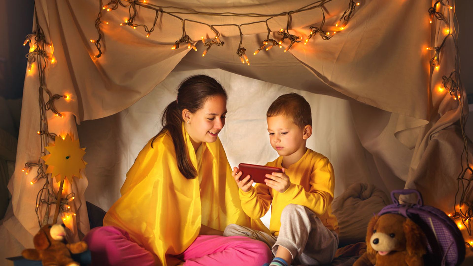 6 virtual sleepover ideas inspired by Amanda Holden, Rochelle Humes