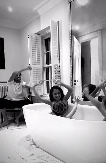 abbey-clancy-kids-bath