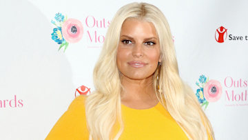 jessica-simpson-outstanding-mother