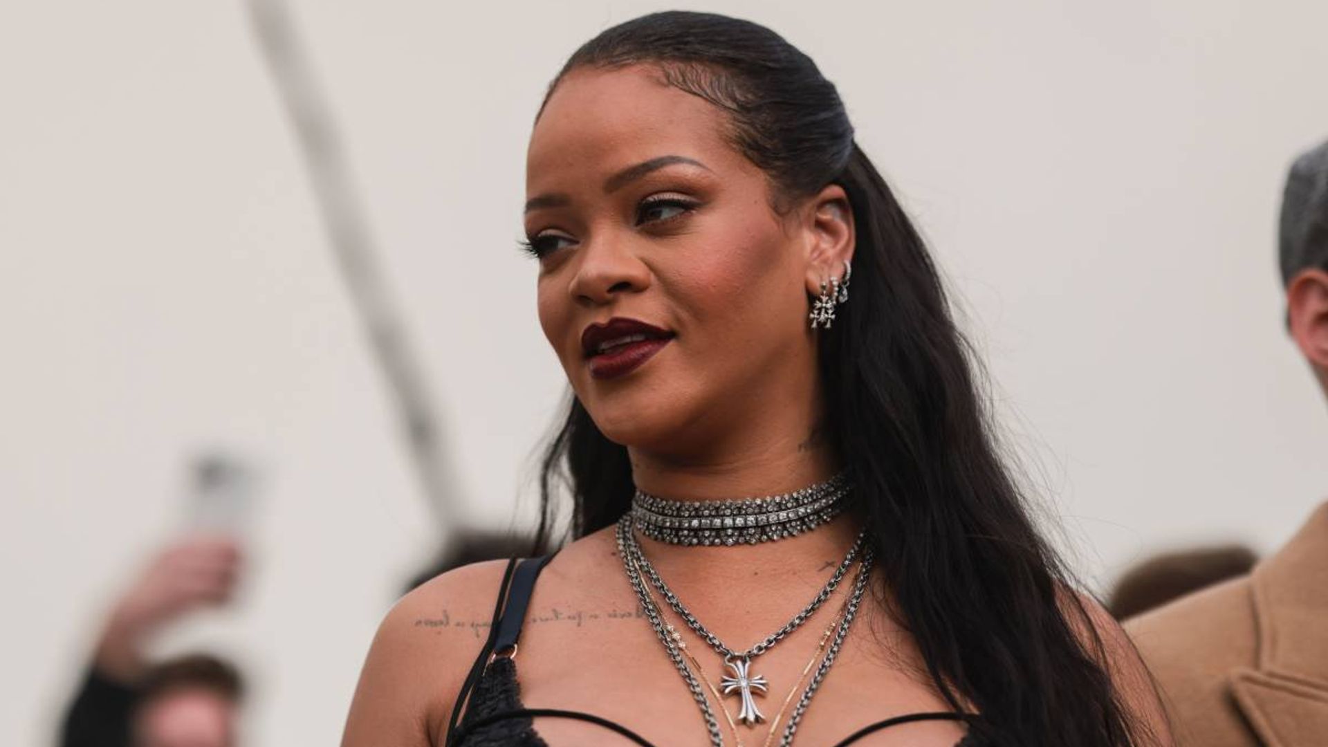 Rihanna's baby's gender revealed? Star's bold reaction to question revealed during latest appearance - HELLO!