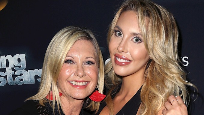 Olivia Newton-John's sweet gesture to daughter Chloe post cancer ...