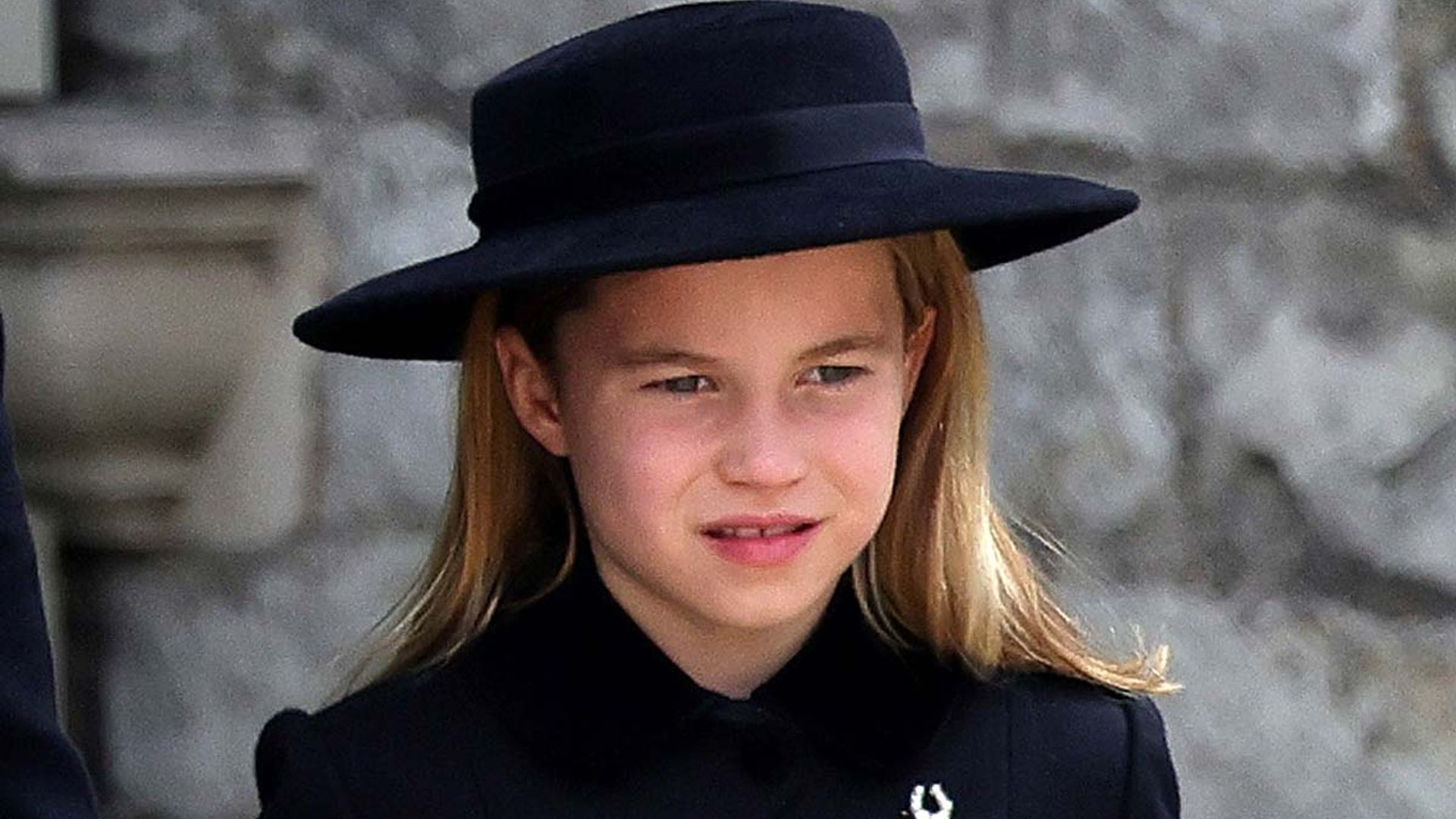 Princess Charlotte's Blonde Hair Sparks Controversy - wide 6