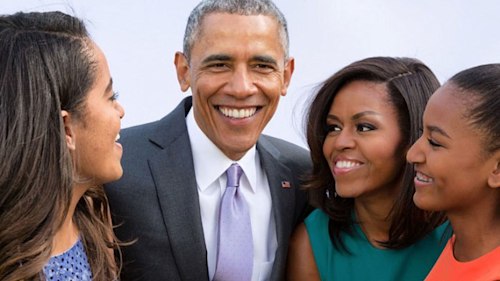 Barack and Michelle Obama’s daughters Malia and Sasha make rare family appearance to celebrate Thanksgiving