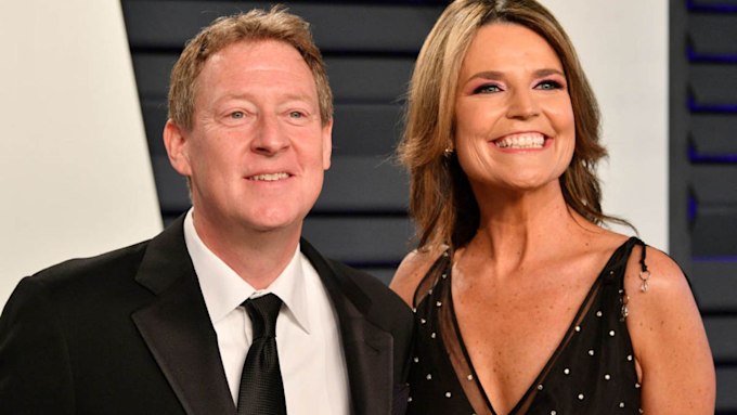 Savannah Guthrie smiles at the Oscars with her husband 
