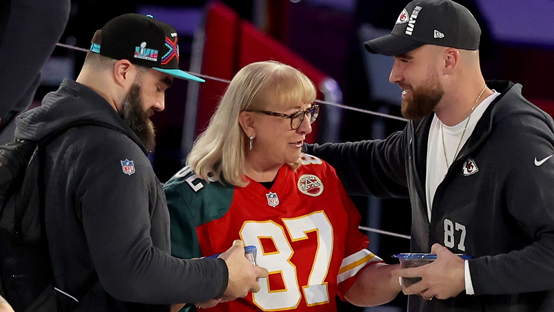 Travis And Jason Kelce S Heartbreaking Family History Revealed Ahead Of   Travis Jason Donna Kelce T 