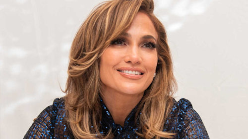 Jennifer Lopez's favorite anti-wrinkle eye cream is 40% off on Amazon right now