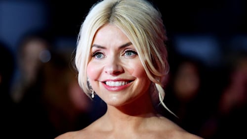 Holly Willoughby doesn't wear fake tan but she does swear by this glowing body makeup