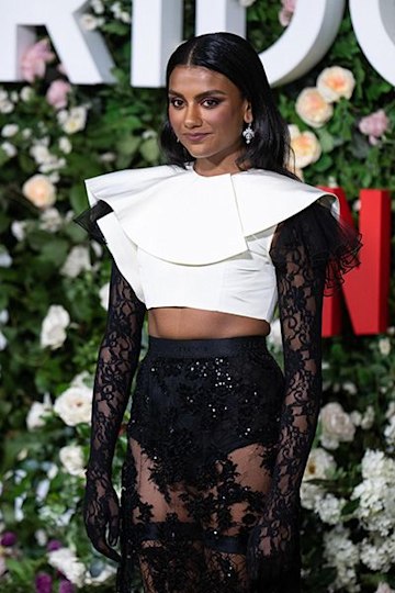 As seen on Zendaya, Elsa Hosk and Simone Ashley the upper midriff is ...