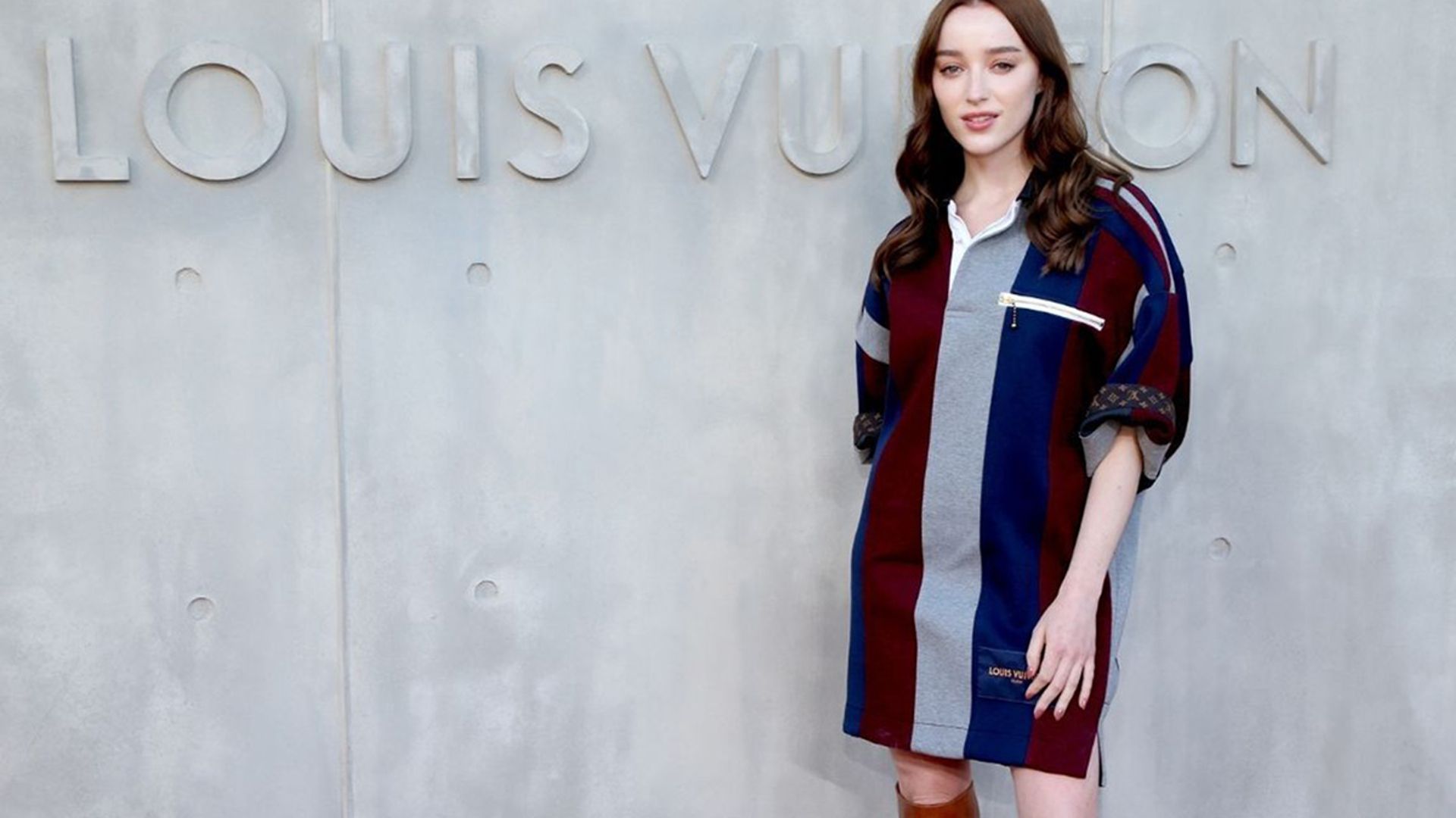 Phoebe Dynevor Attends Louis Vuittons 2023 Cruise Show Hello 9454