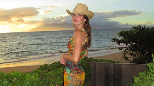 Kendall Jenner channels early 00s popstar with her seriously nostalgic summer accessory